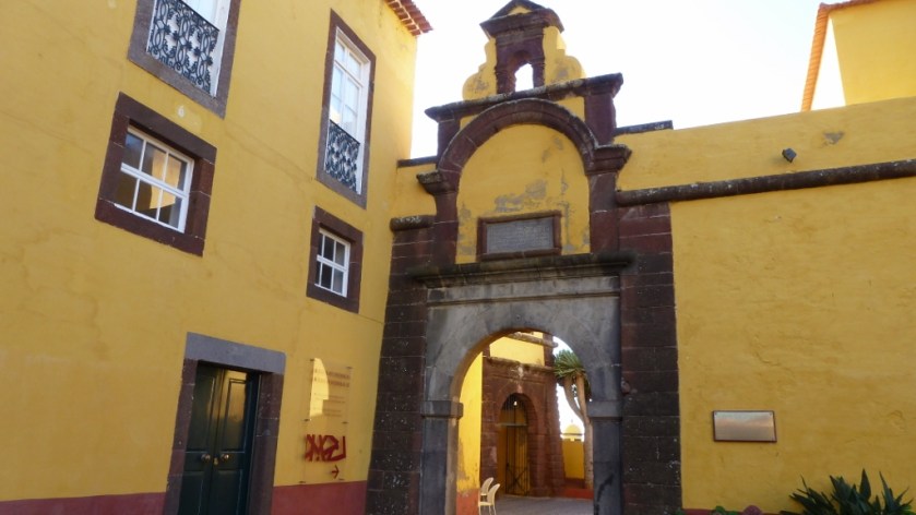 The old fort, Fortaleza de Sao Tiago.