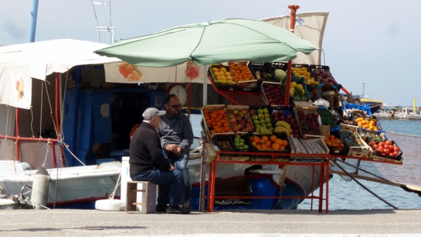 This is actually listed in MapsMe.com as "Greengrocer's shop in a boat"