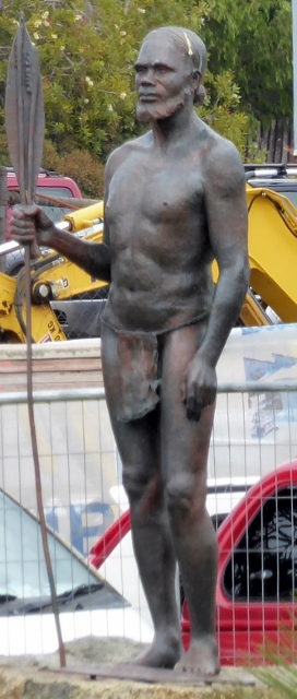Aboriginal Statue honors the first people of Western Australia