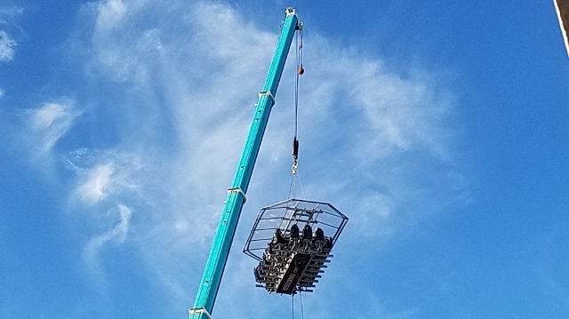 Gives a whole new meaning to in flight meals!