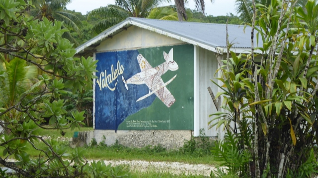 Now this is superb graffiti!