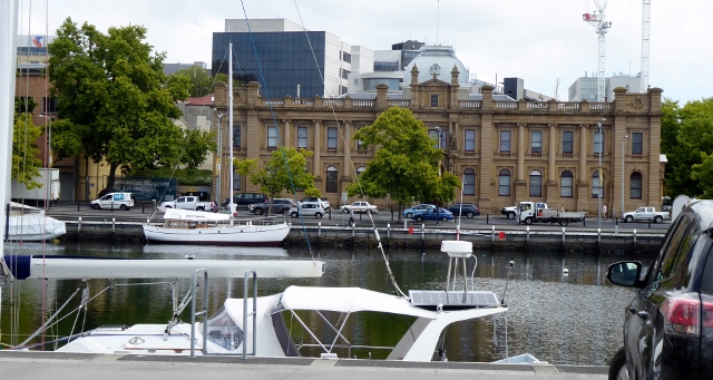Walking into town and passing the Tasmanian Museum and Art Gallery.