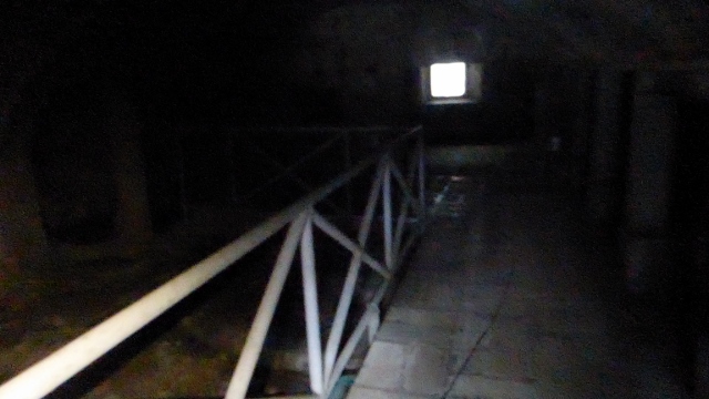 Inside the The Fort Santiago Dungeon.  Dank &amp; cold!