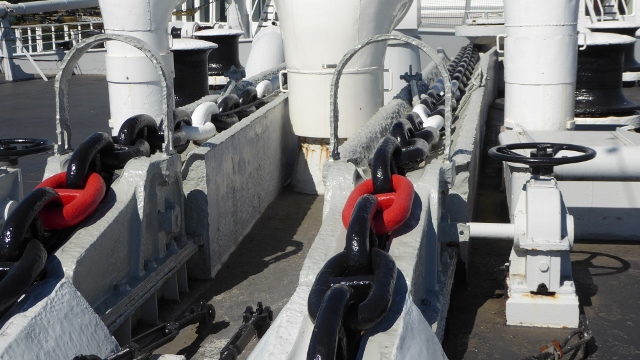 1000' of Anchor Chain