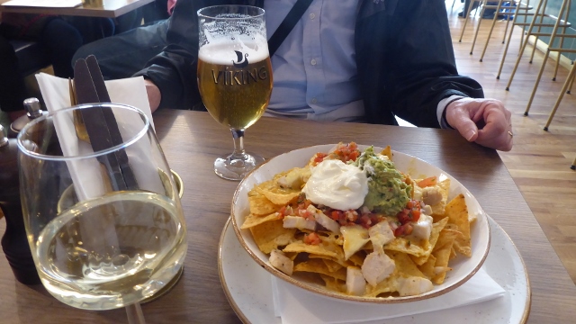 We had Chicken Nachoes, a beer and a wine.