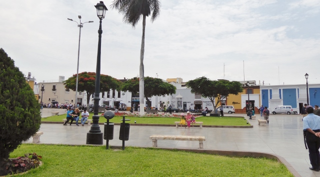 Looking at Pizzarro Road, a main shopping street.