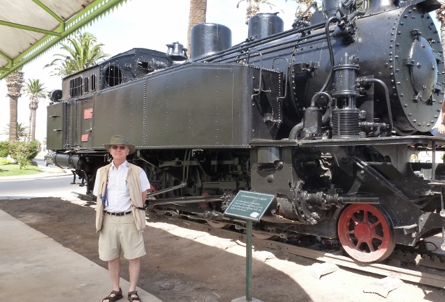 There's an old steam locomotive in front of the Customs House.  (2014 photo)