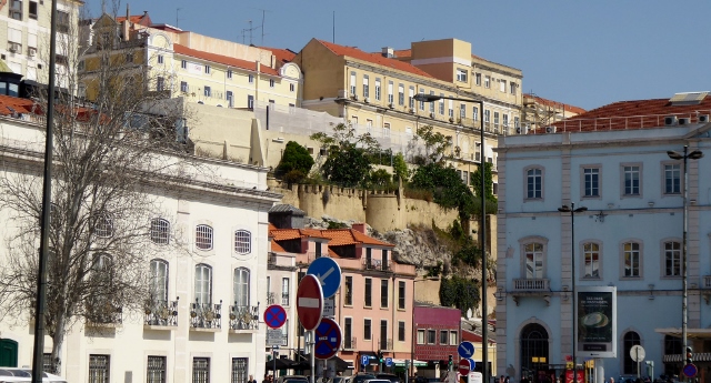 We took a quick photo of the old city wall.....