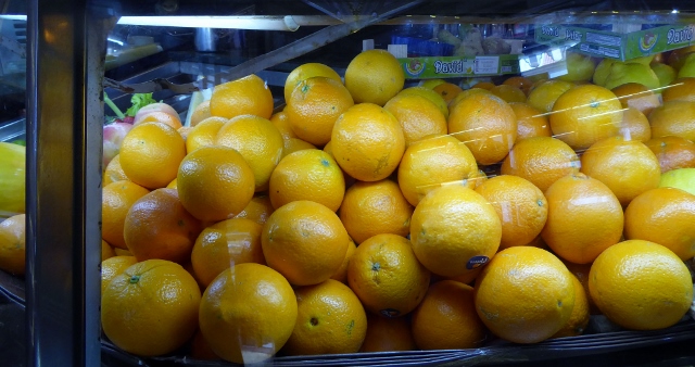Fruits awaiting the juicer.....