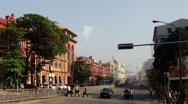 Our drive to the station took us through the old (Colombo Fort) part of town.