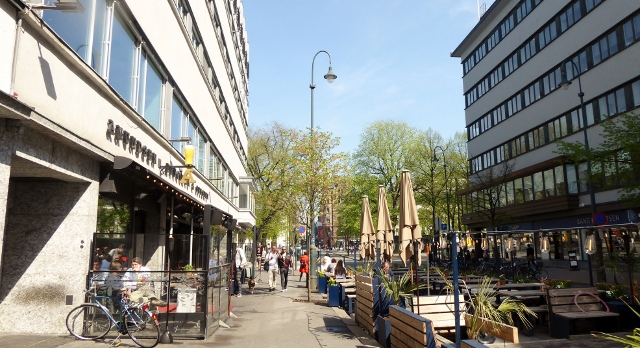 And then, there it is!!!  We find the Amundsen Brewery and Pub.