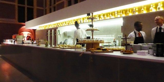 We returned to the westside Great Hall for a nightcap....