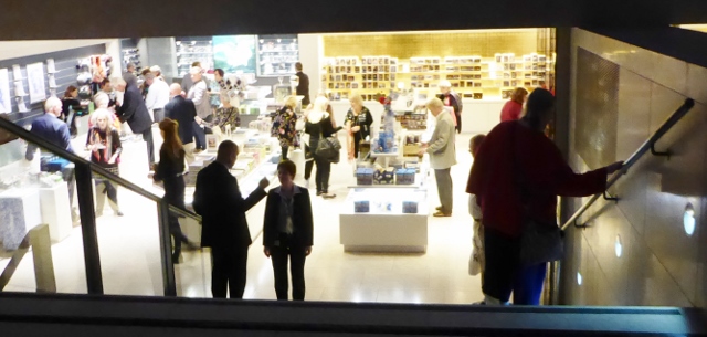 .....a little browsing in the Museum Shop.....