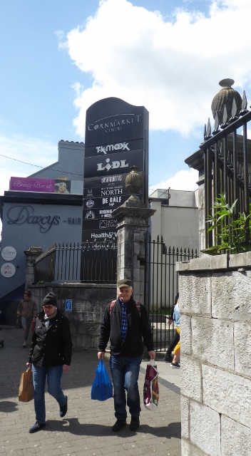 There are also shoping malls.