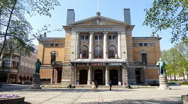 As we walked the city, we passed the National Theater of Oslo.