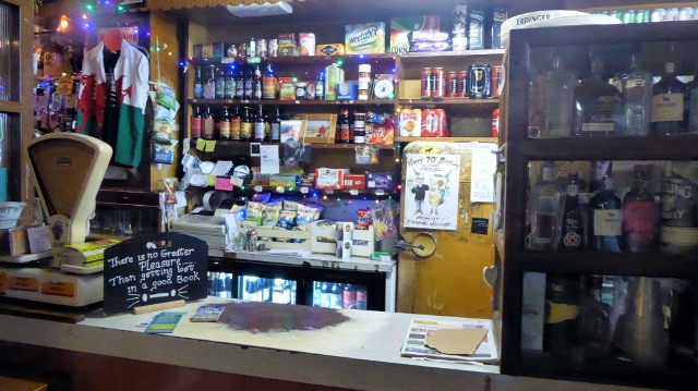 We stopped in a few shops.