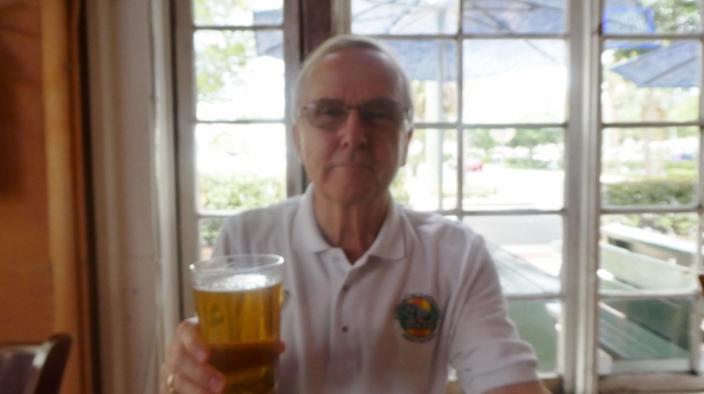 Rog ordered a Warteiner German Pilsner.