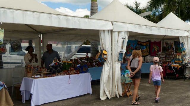 Vendors' kiosks along the Boardwalk